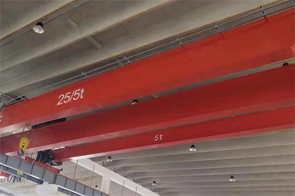 雙梁起重機(jī)產(chǎn)品